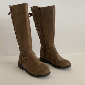 SO Kohl’s Cicely Taupe Riding Boots Size 1